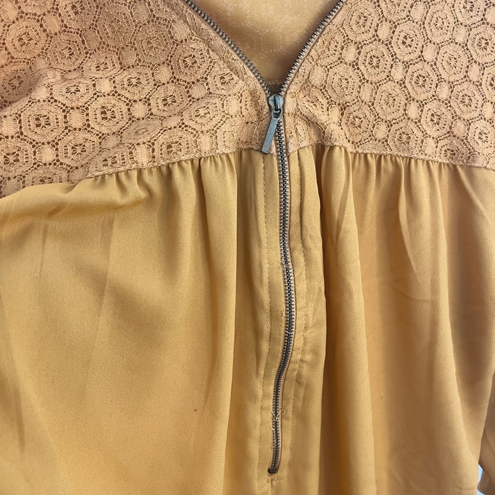 Blouse - Picture 5 of 6